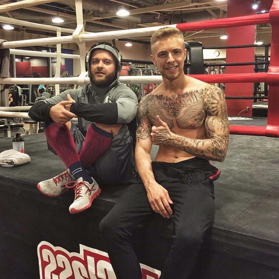 Егор на тренировке