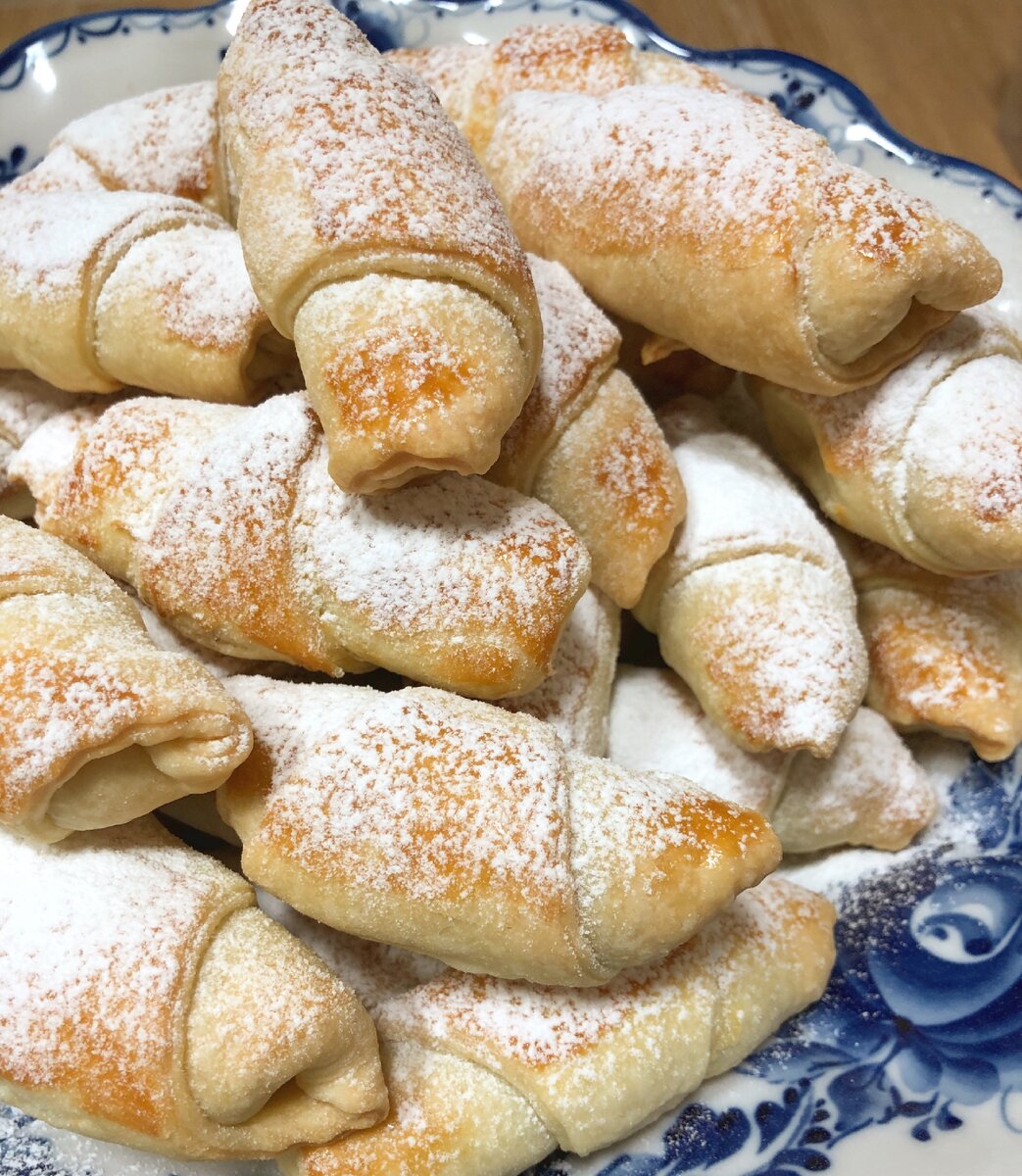 Рогалики с грецкими орехами