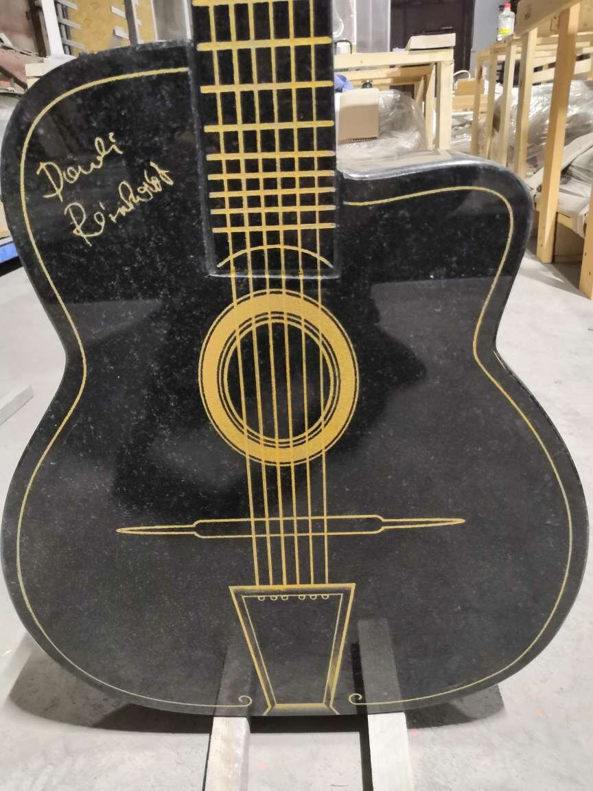 Гитара с производства "Данила-Мастер"