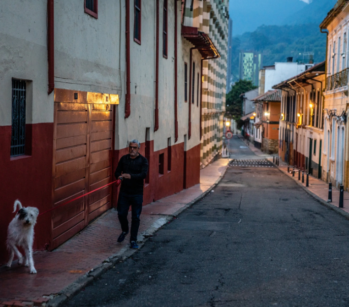 Пустые улицы Боготы