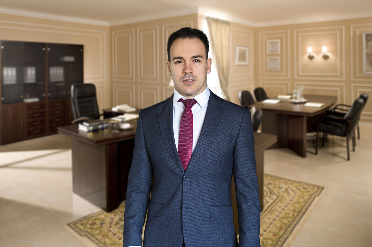 Управляющий Партнер юридической компании "Старт" в Москве - Руслан Авдеев