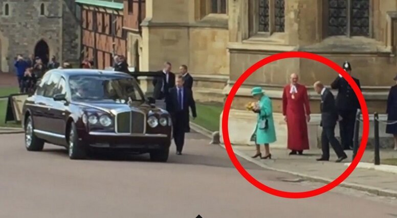 Последний раз королеву видели вместе со своим мужем. принцем Филиппом, две недели назад. mirror.co.uk