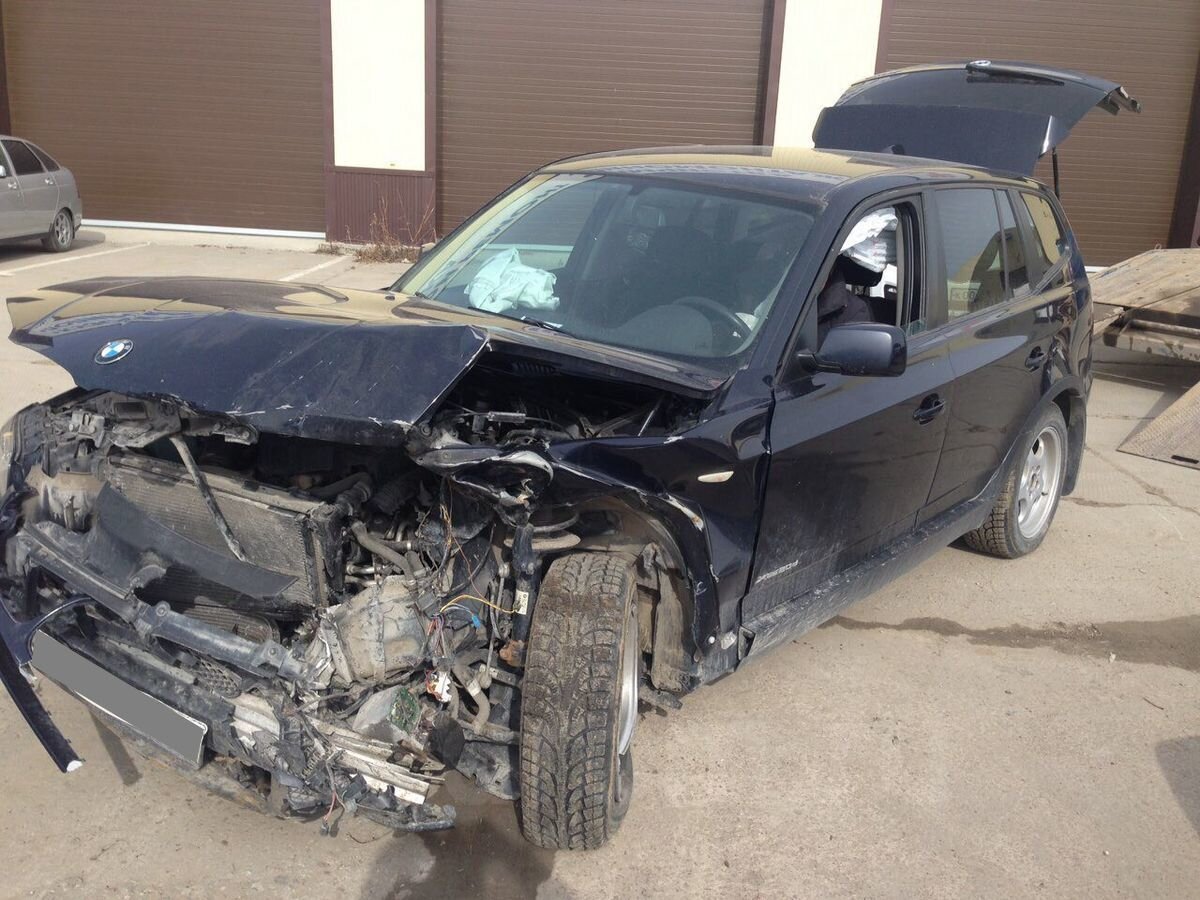 В таком виде автомобиль попал в сервис