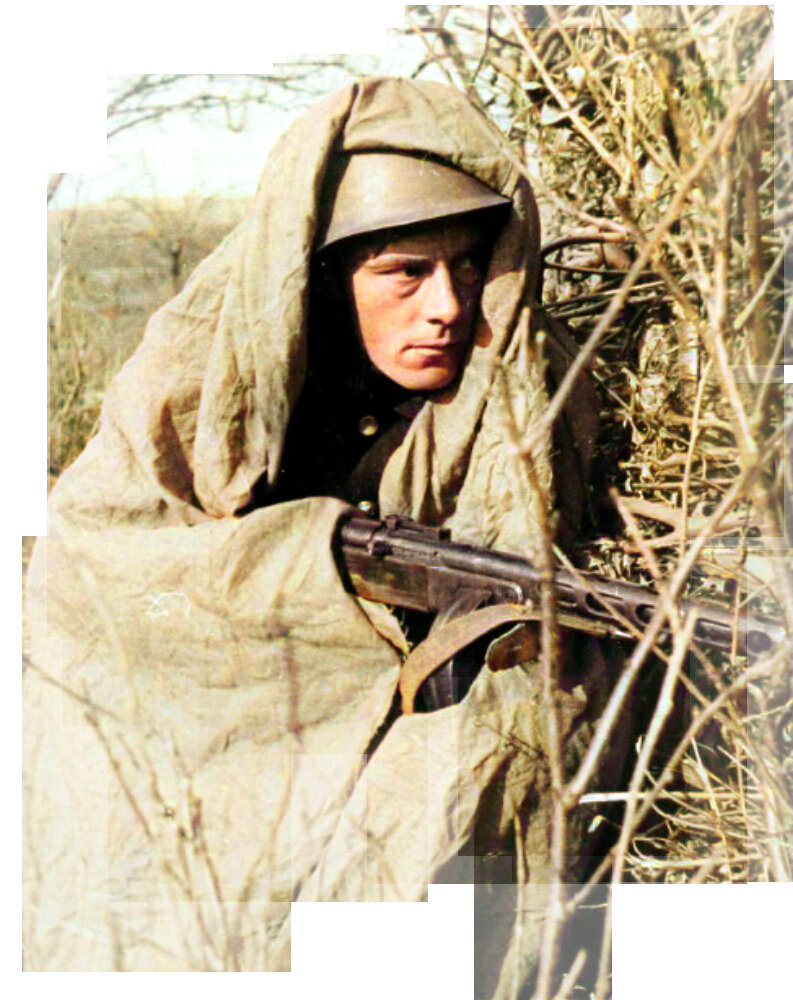 И. Дорофеев — матрос-разведчик. 1941 г. Автор: А. Соколенко. Фото: goskatalog.ru. Фотография использована в качестве иллюстрации.