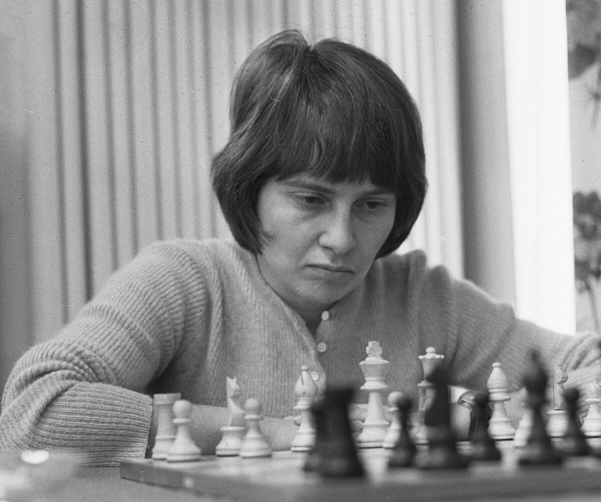 Алла Шулимовна Кушнир (1941-2013), чемпионка СССР (1970), трехкратная победительница шахматных олимпиад