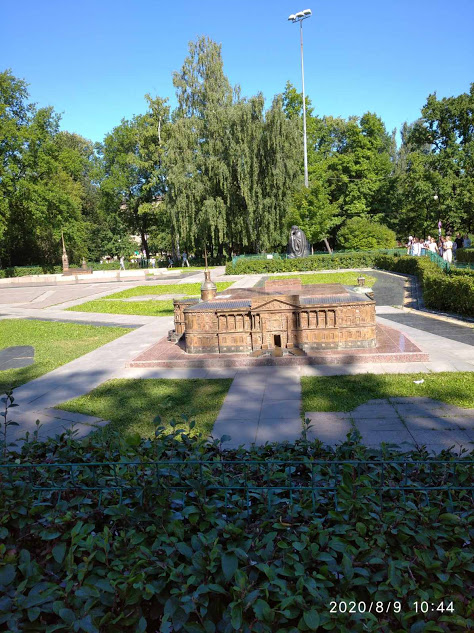 Архитектурный комплекс "Петербург в миниатюре". Фото автора
