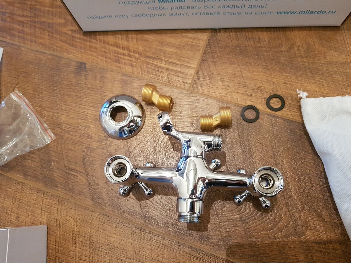 Вот так выглядит смеситель как только я его вытащил из коробки