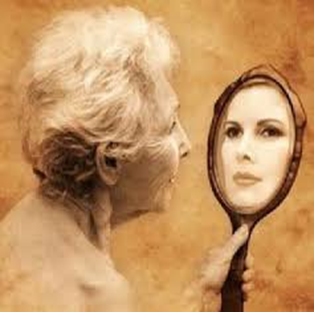 И в стареющей женщине бьется то же сердце что жаждало любви в 20 лет