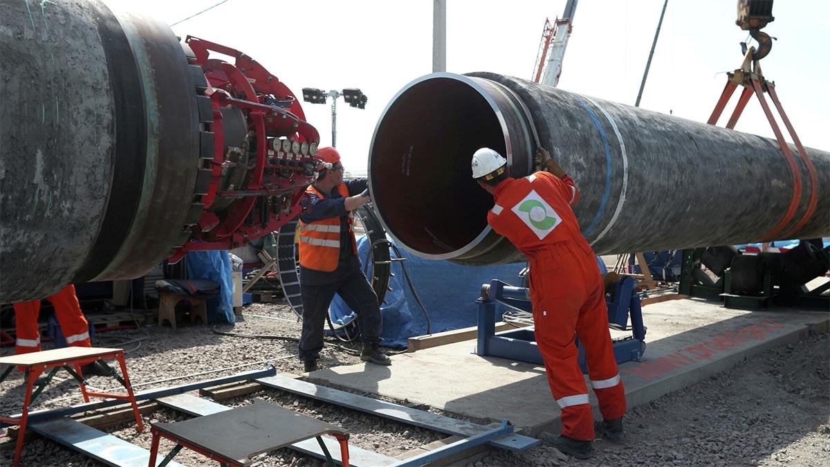 Монтаж труб газопровода "Северный поток-2"