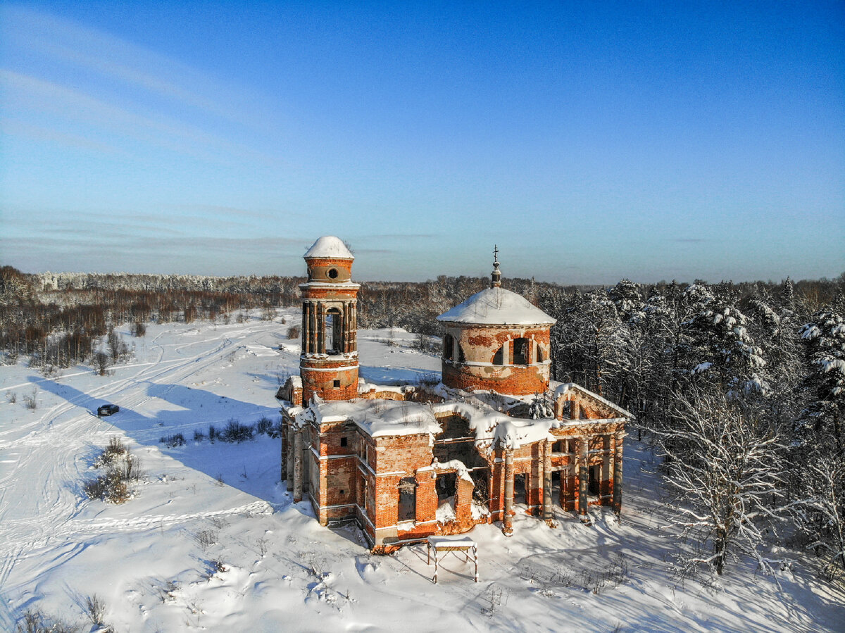 Знаменская церковь в Тёплом 
