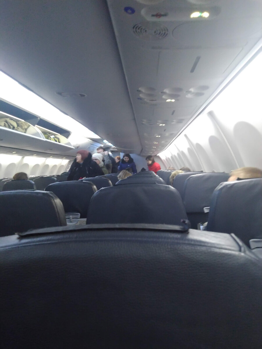 Внутри самолета "Победы", личное фото