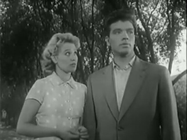 Продолжатель династии Сугробиных, его внук модельщик Сергей. Все узнали, конечно красавца Сидора Лютого, он же артист В.Трещалов.