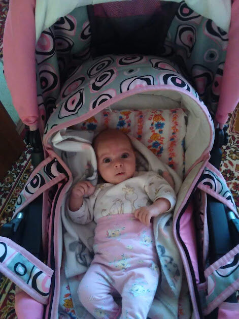 Наша дочь Милана, ей здесь 4 месяца