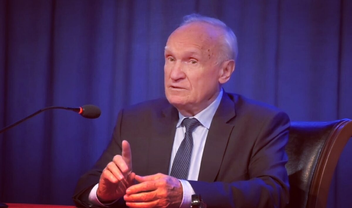 Алексей Ильич Осипов — учёный-богослов, педагог и публицист, доктор богословия, заслуженный профессор Московской духовной академии, апологет, проповедник, писатель, православный катехизатор.