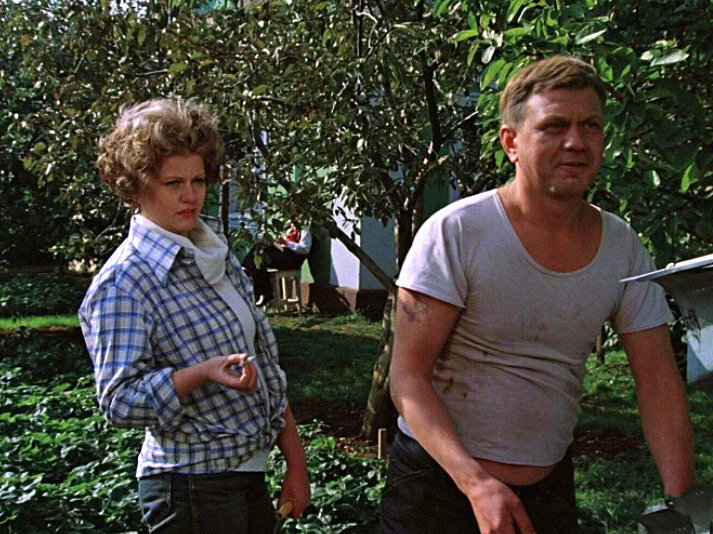 кадр из фильма «Москва слезам не верит»