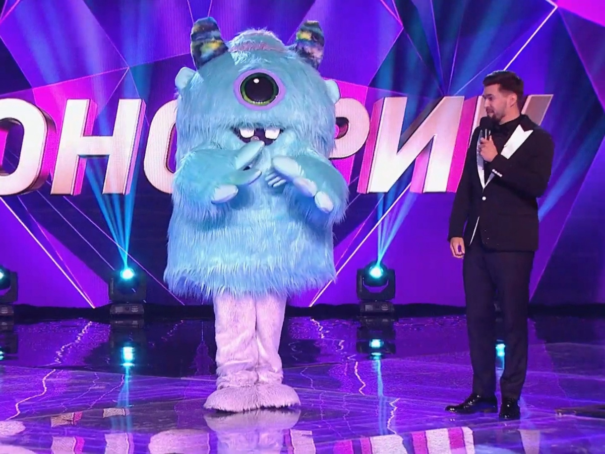 Монстрик в шоу. Выступление маски монстрика. Монстры 3 сезон шоу маска. Выступление монстрика в шоу маска. Шоу маска 3 сезон монстрик.