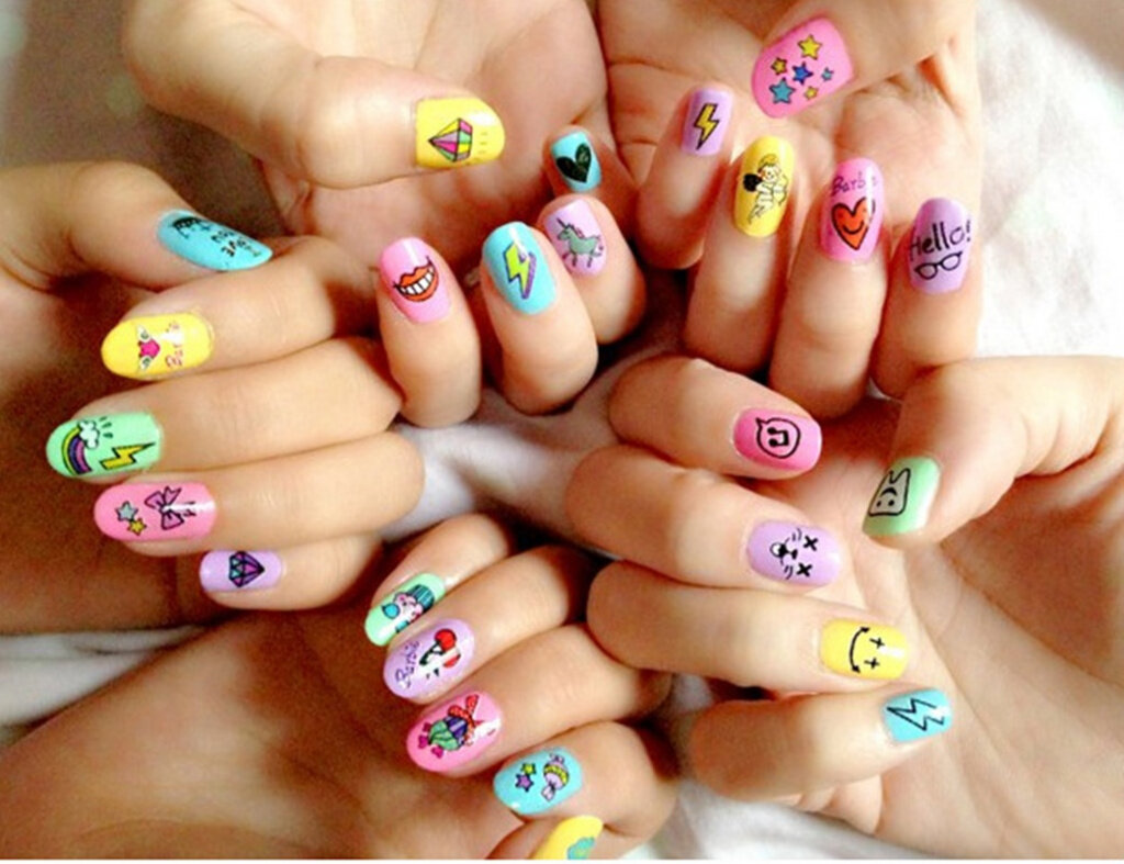 Nail Decal Technique или самодельные наклейки для дизайна ногтей