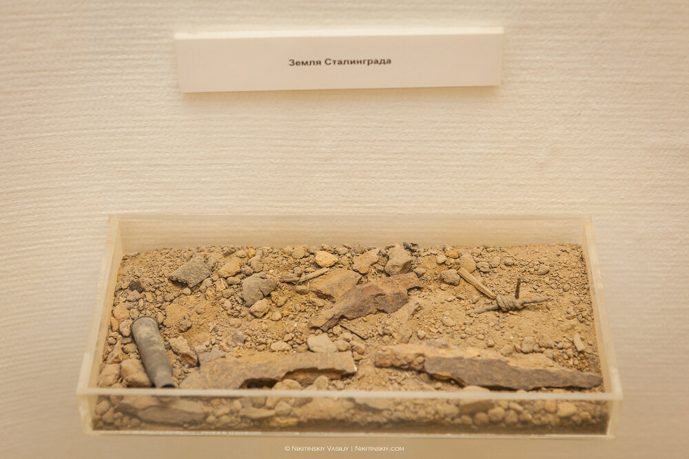 фото из интернета Яндекс картинки. Земля Сталинграда.