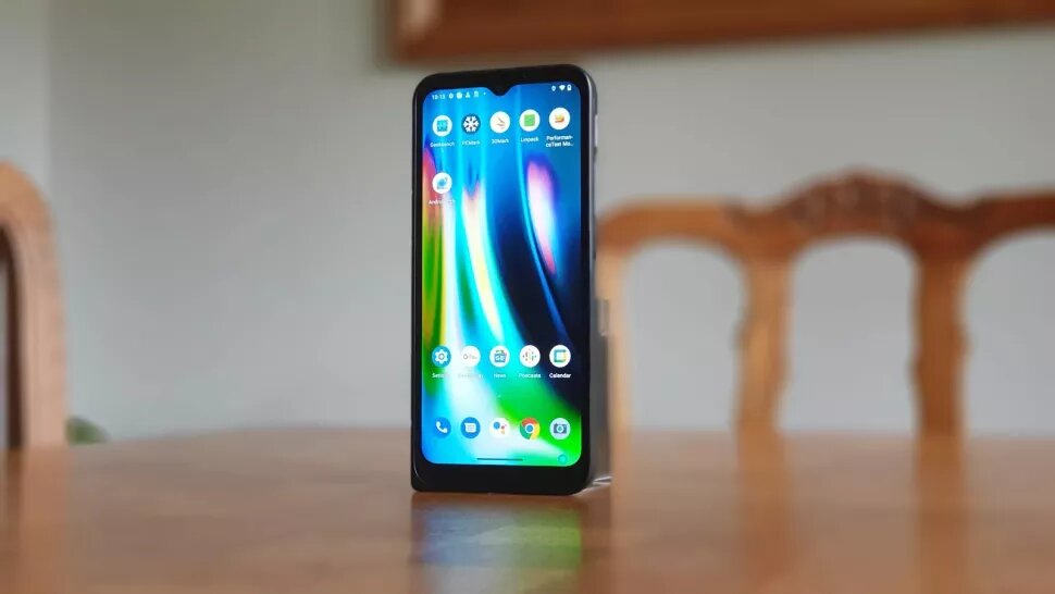 Motorola Defy - защищённый смартфон компании