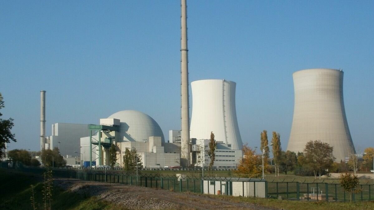     19 и 20 ноября Запорожская АЭС попала под наиболее интенсивные за все время обстрелы со стороны ВСУ.