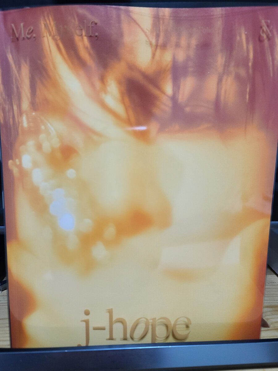 Фотобук. Обложка цвета... солнца? огня? или золота?