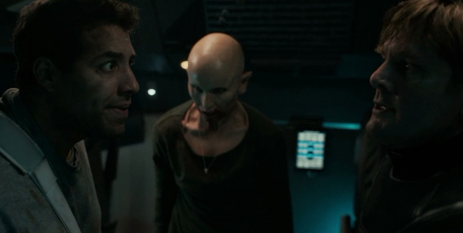 Кадр из фильма "Кроваво-красное небо" / Blood Red Sky (2021, США и Германия), режиссёр Даша Дауэнхауэр