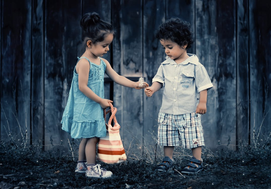 https://images.pexels.com/photos/264109/pexels-photo-264109.jpeg?cs=srgb&dl=adorable-baby-childhood-264109.jpg&fm=jpg