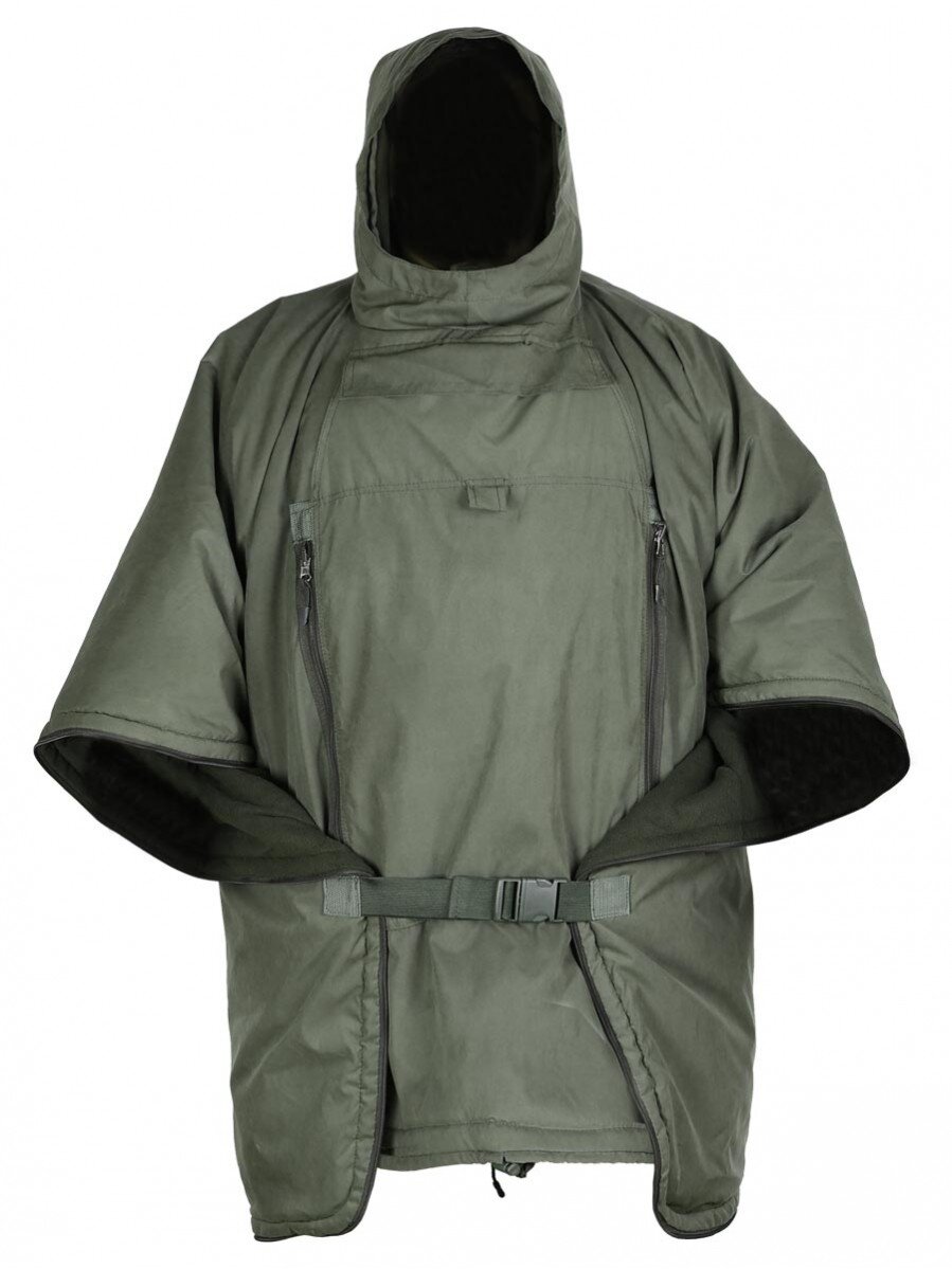 Вот так выглядят пончо-плащ