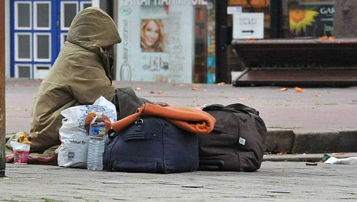 Дистанцирование правительства от активной поддержки населения во время карантина может привести к росту нищеты и более глубокому экономическому кризису.