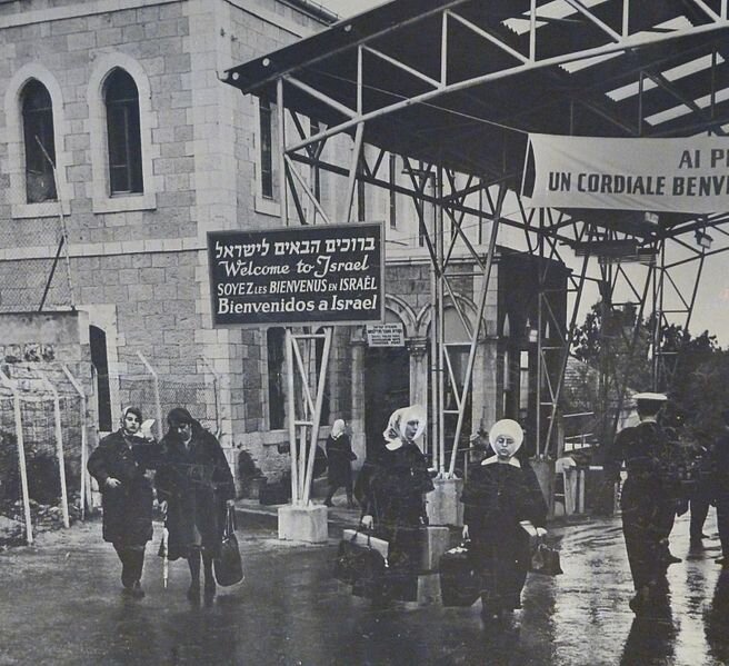 Туристы приезжавшие в Иерусалим до 1967 года не могли даже мечтать нормально прогуляться по городу