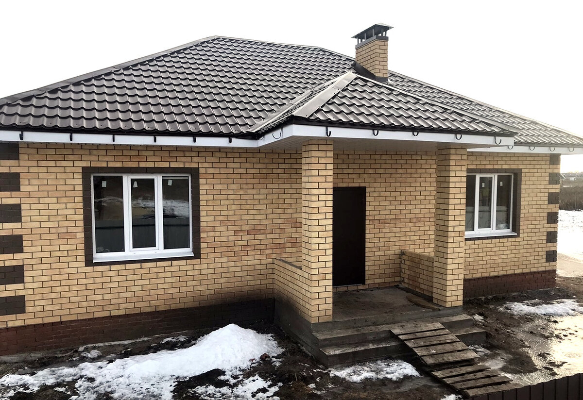 Вид спереди