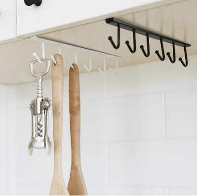 Самое лучшее в этом-то, что вам не нужно сверлить или клеить что-то. Вы просто кладете его верх в свой шкафчик, и все. Все очень просто.