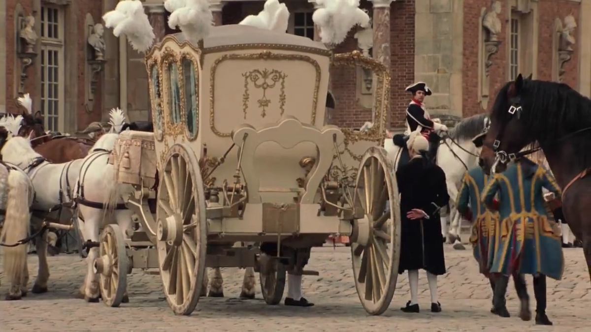 Кадр из х/ф "Мария-Антуанетта"