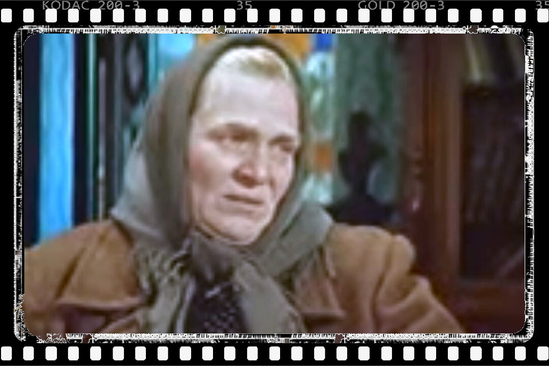 Мама Нюры. Кадр из фильма