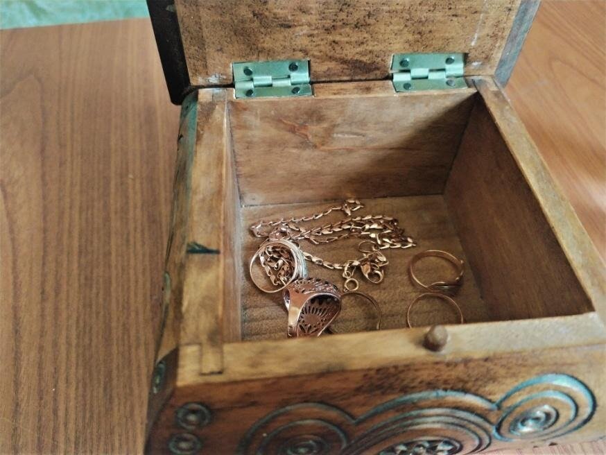 Шкатулка с золотом