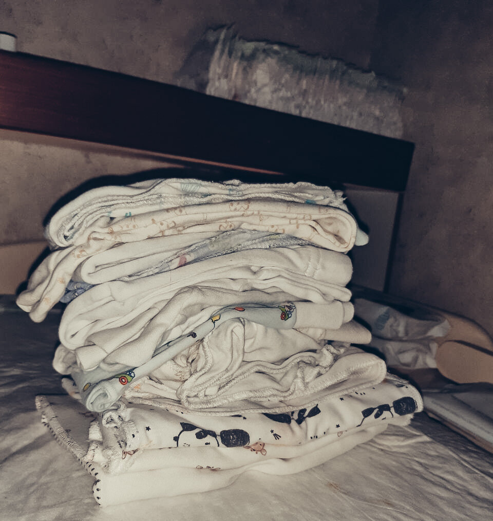 Свежая стопочка одежды