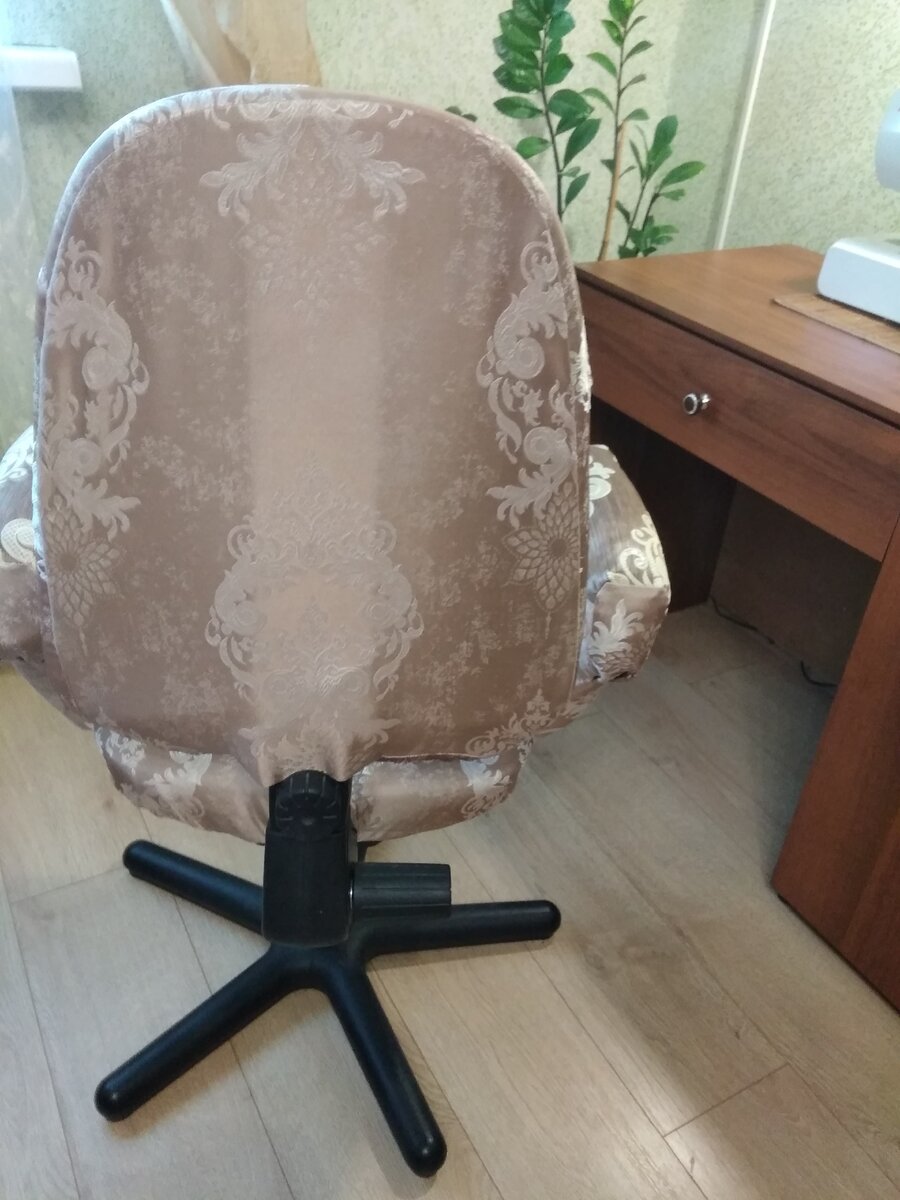 Как я обновила старое компьютерное кресло.