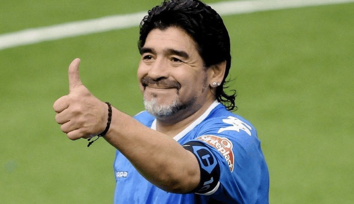 Диего Марадона.