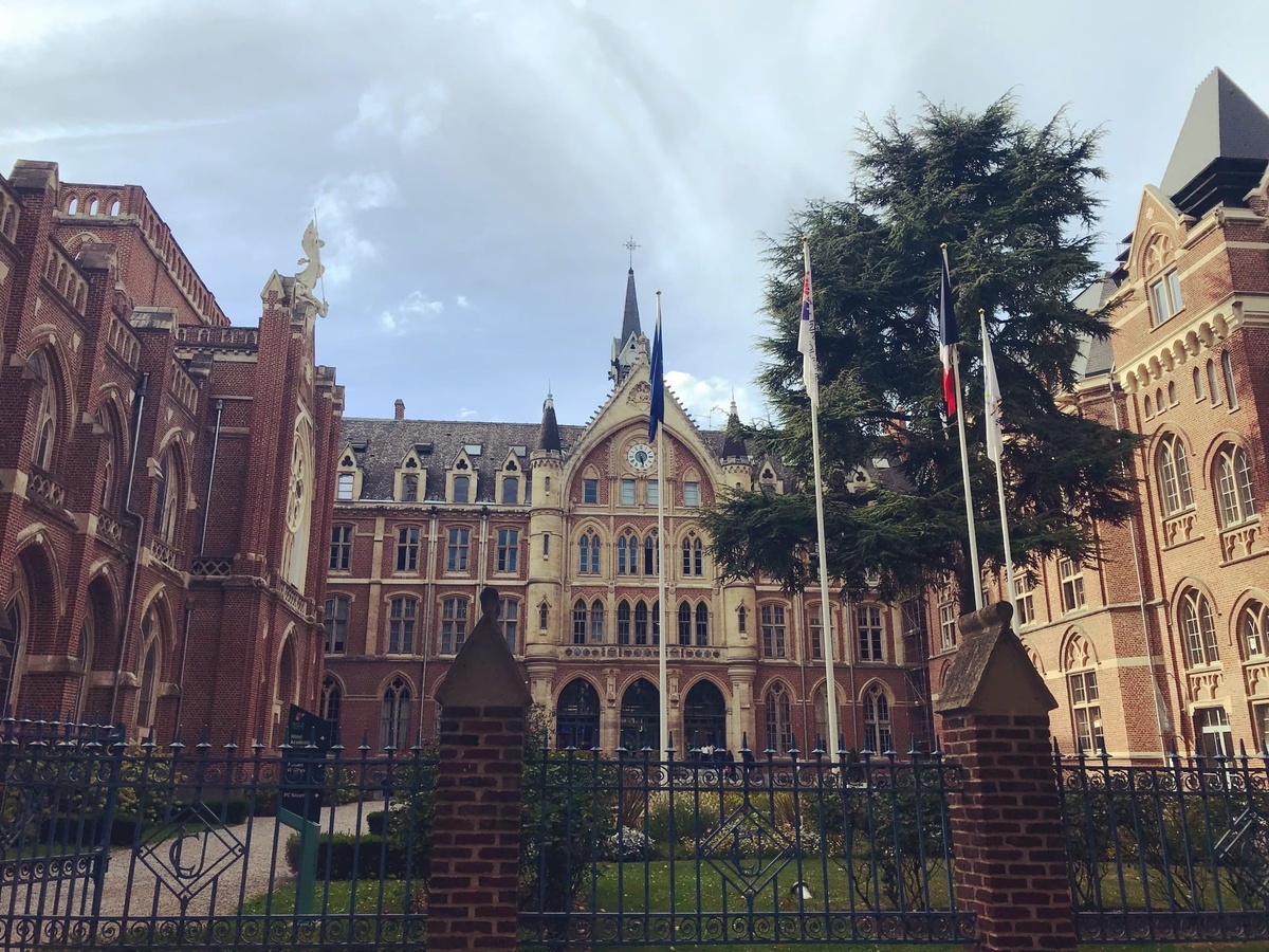 Universite Catholique