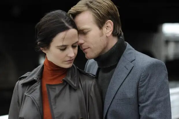 

Этот фильм стоит посмотреть хотя бы для того, чтобы начать ценить само чувство Любовь. Ева Грин и Юэн МакГрегор пронзительно, сильно и честно продемонстрировали всю гамму оттенков этого чувства. Рекомендуем к просмотру, если вам надоели красивые голливудские сказки с ванильно-розовыми признаниями, которые по ошибке называют любовью, и если вы способны оценить сложные, сильные, наизнанку выворачивающие каждую эмоцию кинокартины.