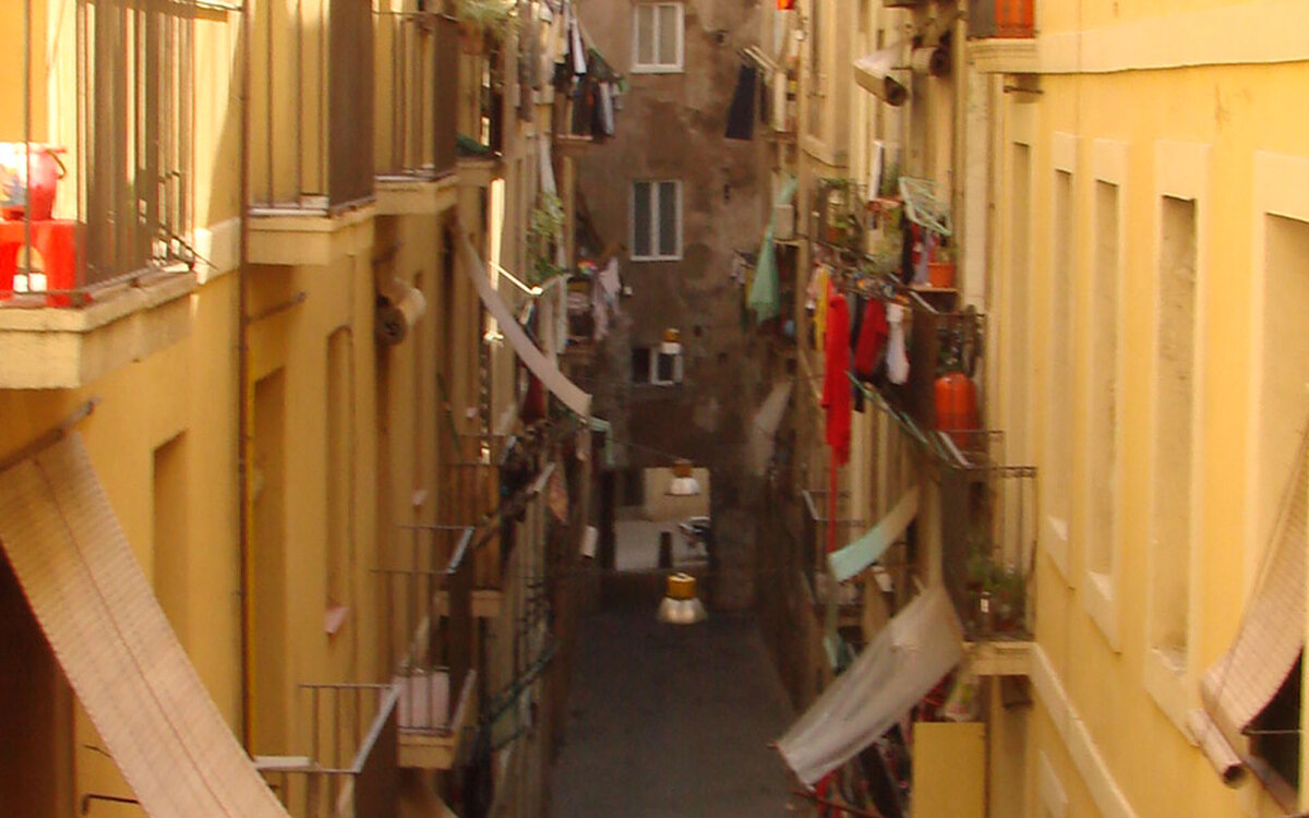 Наша милая улочка, где мы сняли жилье. Фото ©розовая пчела