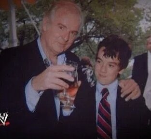 – Сынок, тебя ждет удивительная судьба.