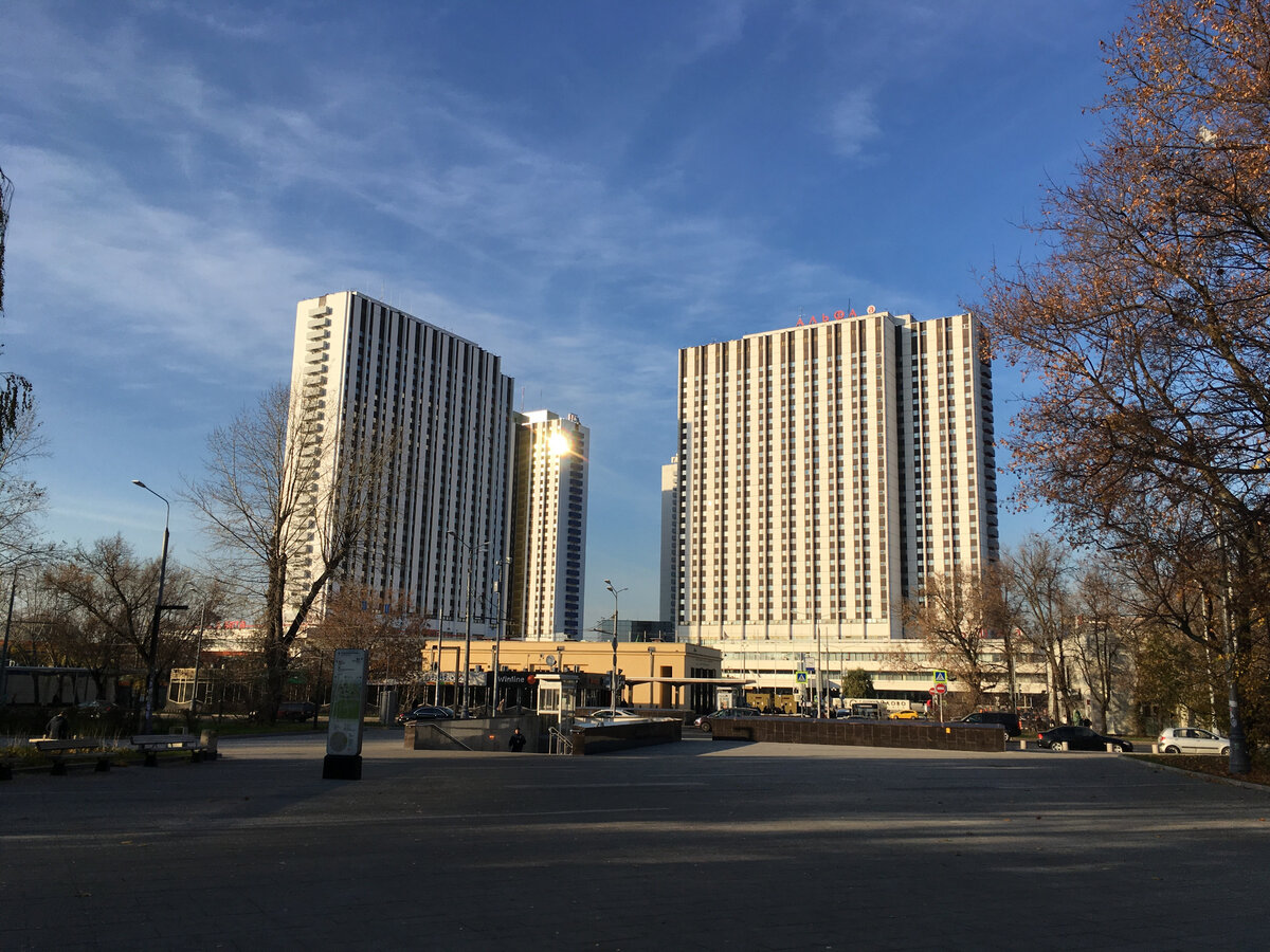 Башни гостиницы Измайлово