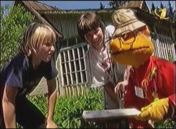 Мягконабитого корреспондента "Первого канала" Михал Михалыча Шпаргалкина-Останкинского с легендарным голосом Всеволода Абдулова , увы, нынче, также, не помнит никто.