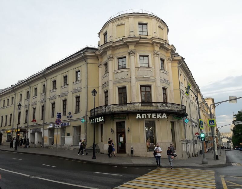 Дом №2, фотография автора