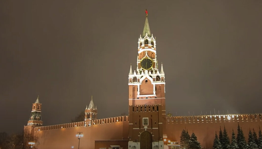Московский кремль. Спасская башня