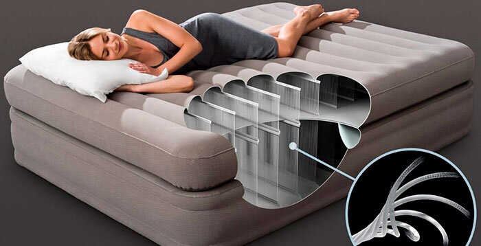 Матрас с внутренними перегородками из полиэфирных нитей