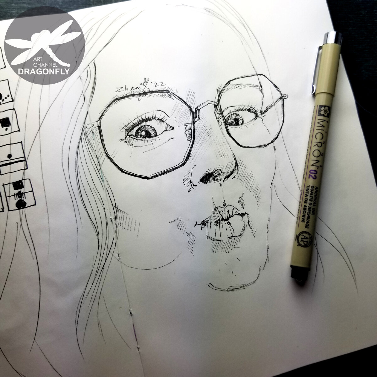Скетч автопортрет Vera Zhem. Скетчбук FALAFEL, линер MICRON 02