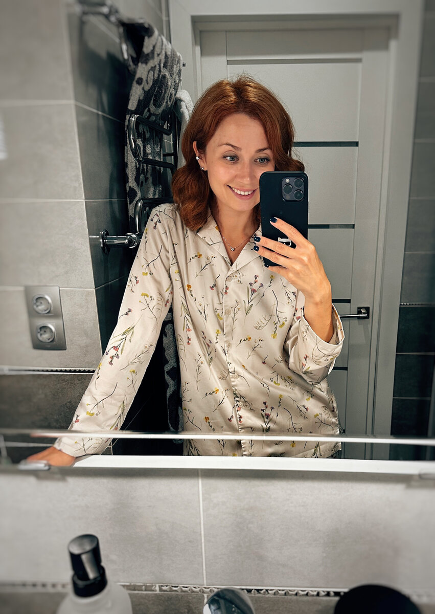 Смывать макияж мне нравится так же сильно, как и наносить его утром 🙌🏻