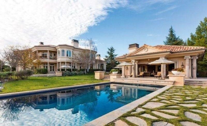 Дом Бритни Спирс в Таузенд-Оукс. Фото: Социальные сети. Фотография взята из открытых источников.  📷
